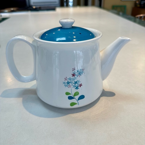 Vintage Mid Century National Potteries Lilac Time Ceramic Teapot - Picture 2 of 10